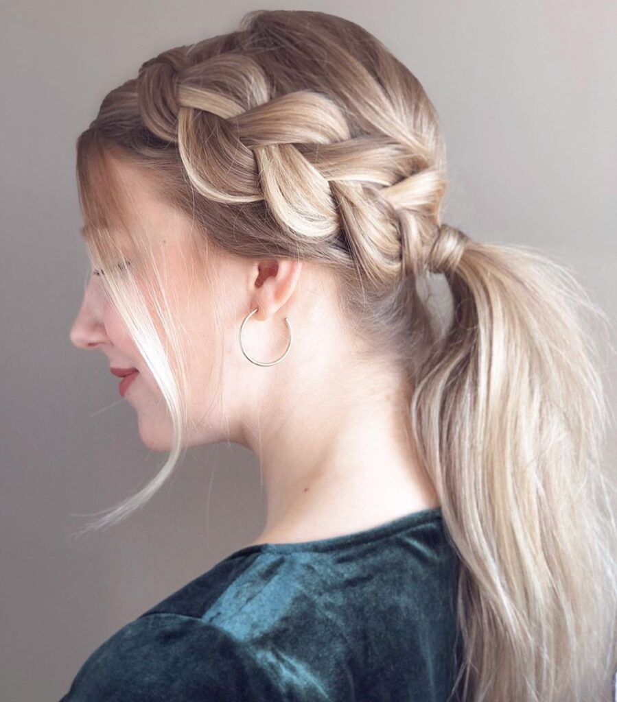 5 Quick Easy Hairstyles For Busy Women Hey Beautiful